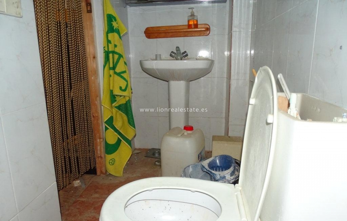 Перепродажа - Commercial Unit - Torrevieja - Acequion