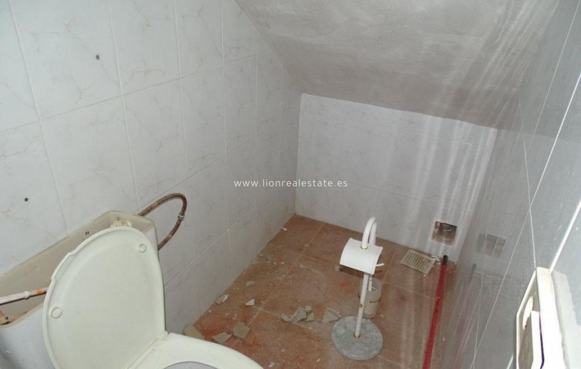 Перепродажа - Commercial Unit - Torrevieja - Acequion