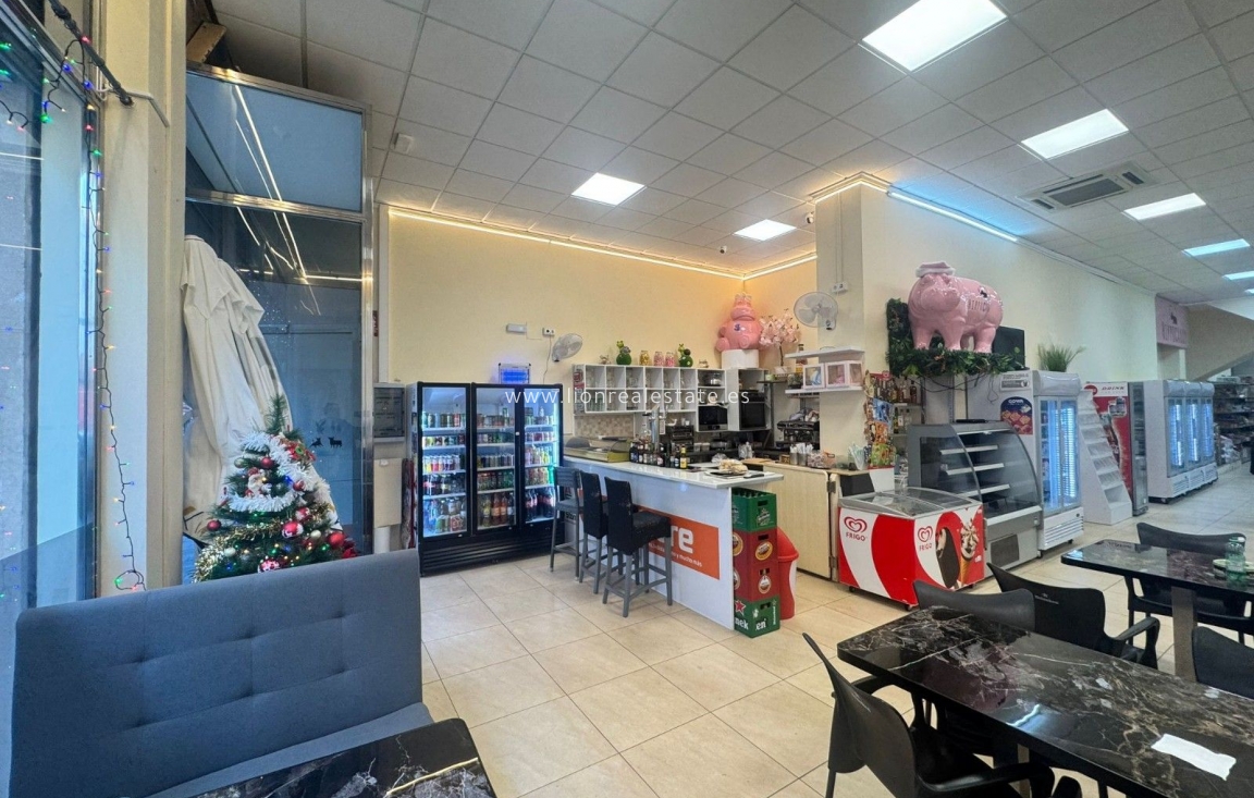 Перепродажа - Commercial Unit - Torrevieja - Estacion de autobuses