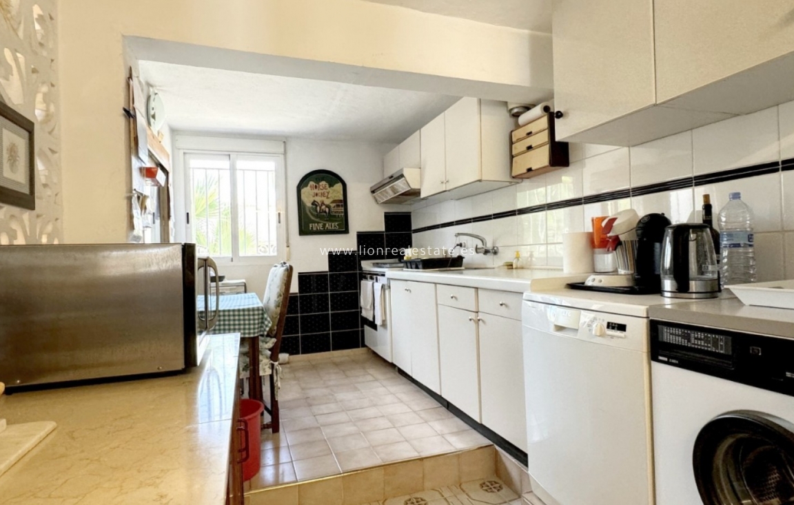 Перепродажа - Detached Villa - Orihuela Costa - La Zenia