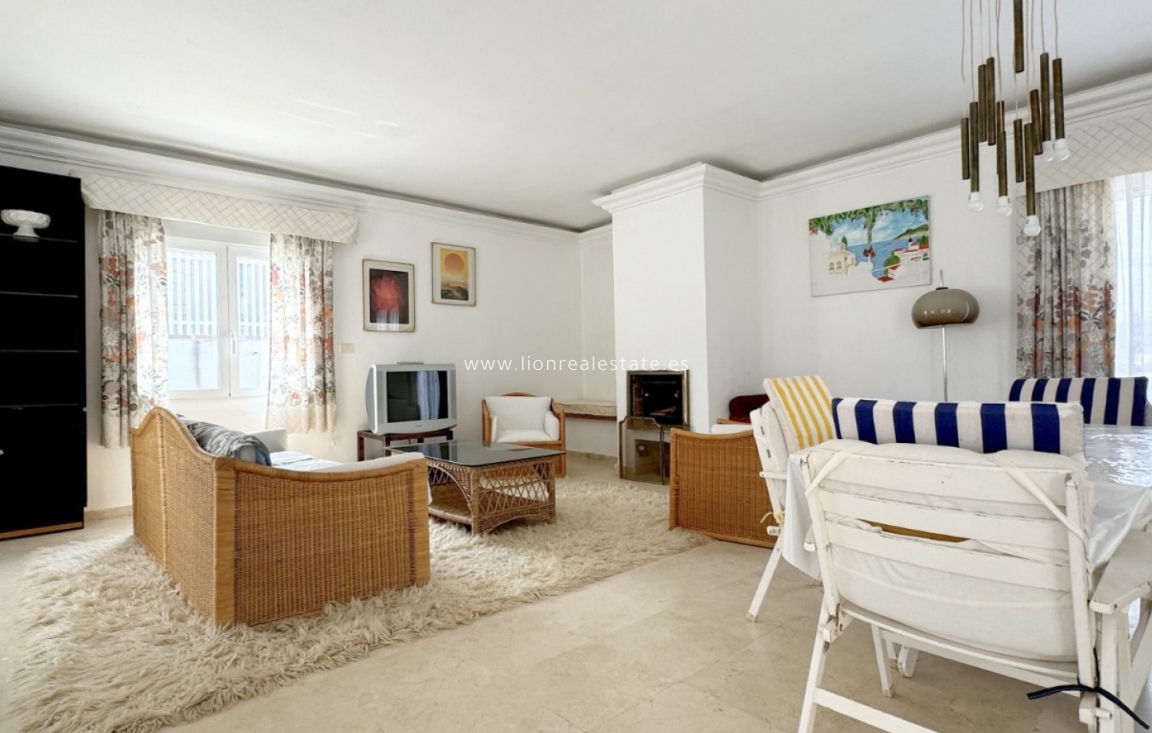 Перепродажа - Detached Villa - Orihuela Costa - La Zenia