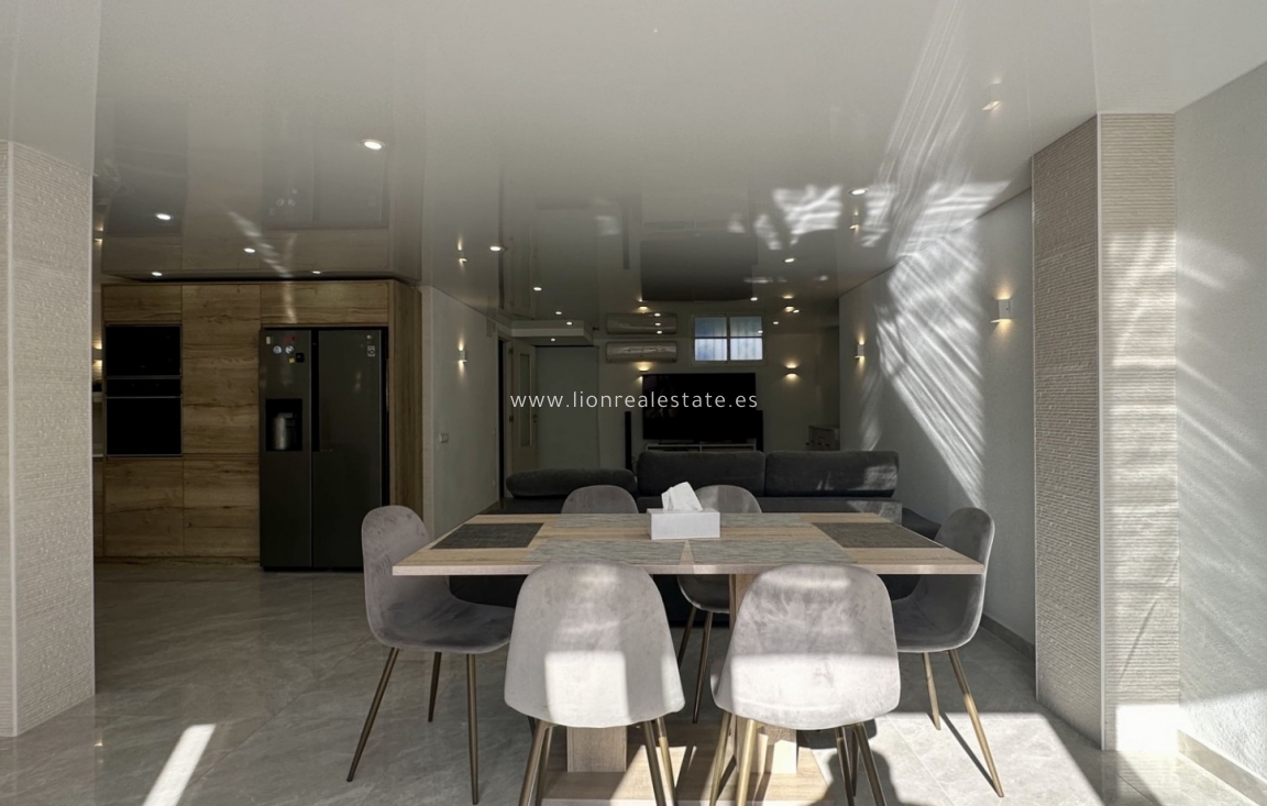 Перепродажа - Detached Villa - Orihuela Costa - Los Altos