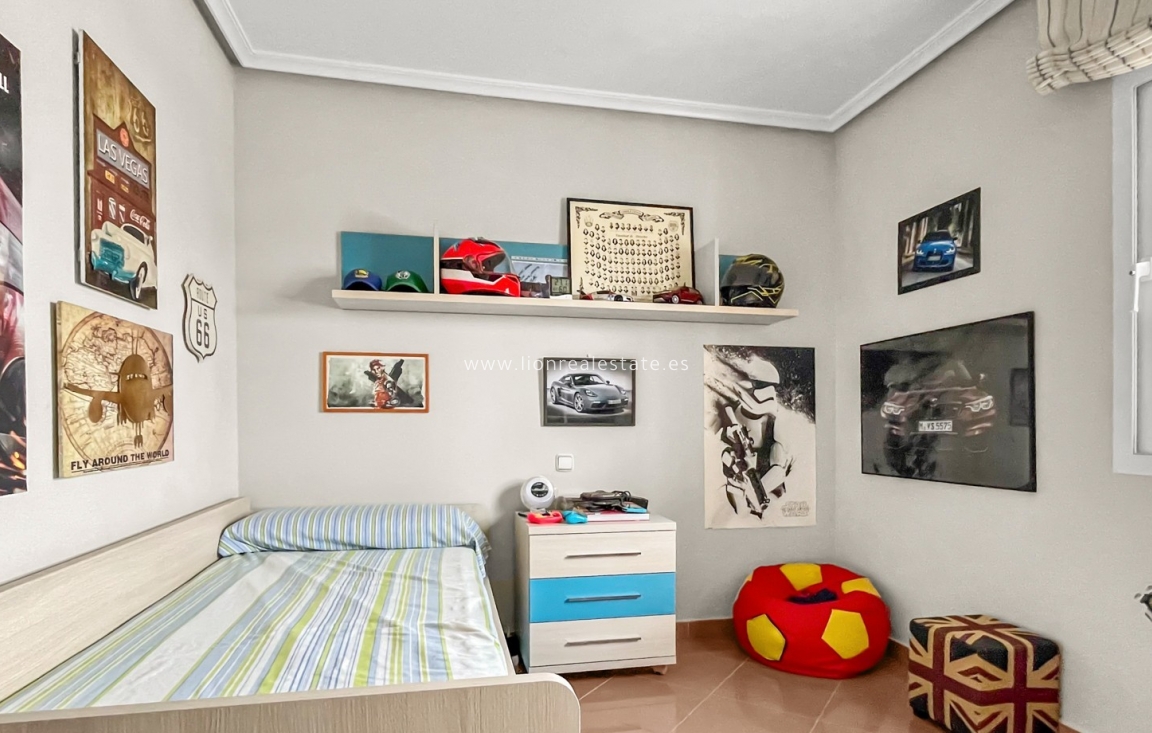 Перепродажа - Detached Villa - Orihuela Costa - Los Dolses