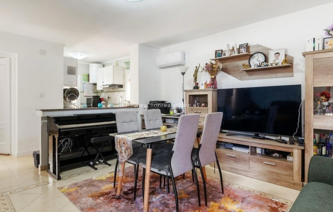 Перепродажа - Detached Villa - Orihuela Costa - Villamartín