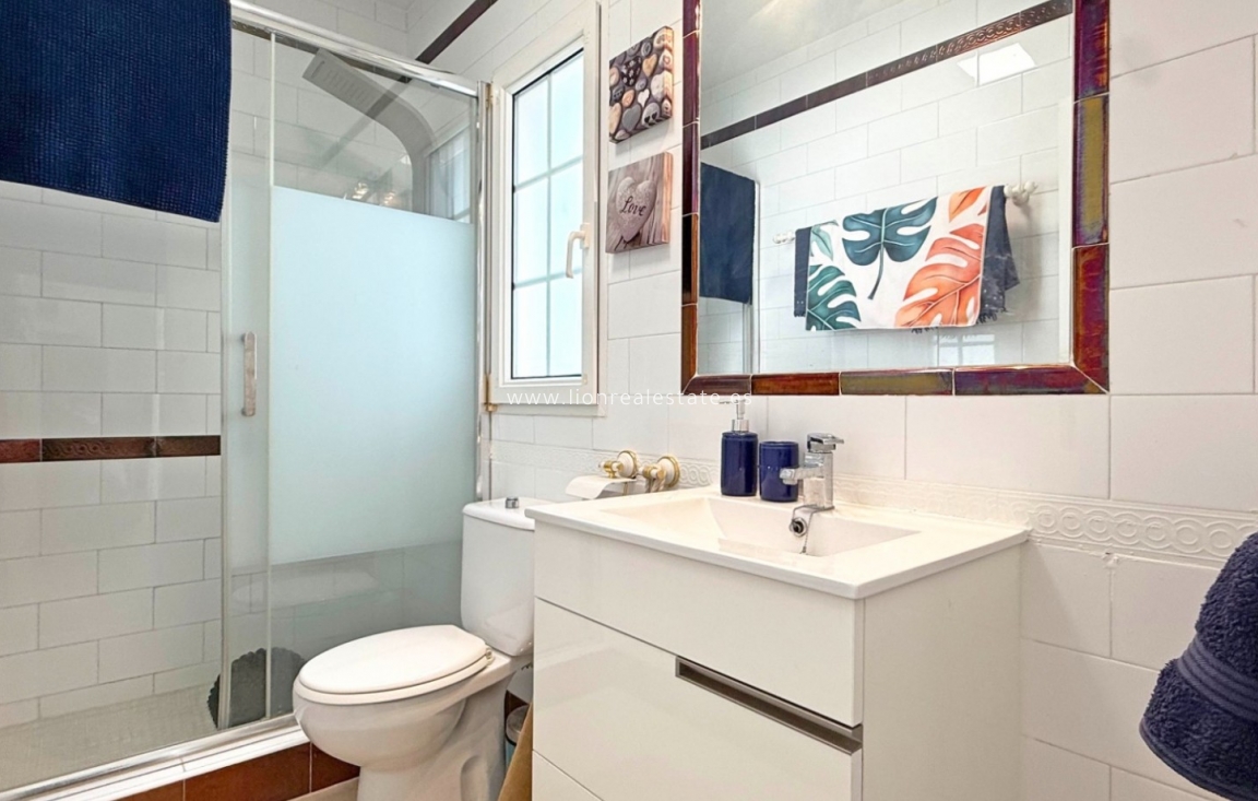 Перепродажа - Detached Villa - Orihuela Costa - Villamartín