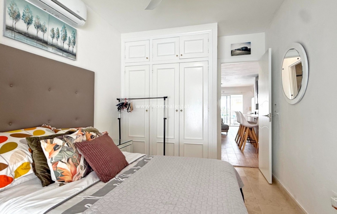 Перепродажа - Detached Villa - Orihuela Costa - Villamartín