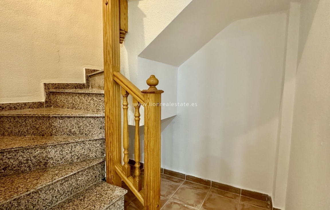 Перепродажа - Detached Villa - Orihuela Costa - Villamartín