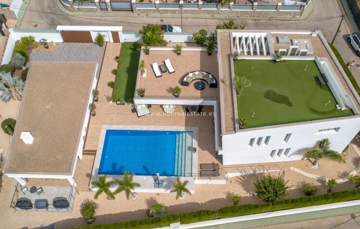 Перепродажа - Detached Villa - Pinar de Campoverde