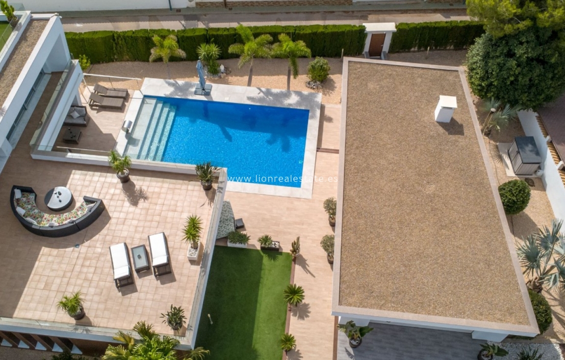 Перепродажа - Detached Villa - Pinar de Campoverde