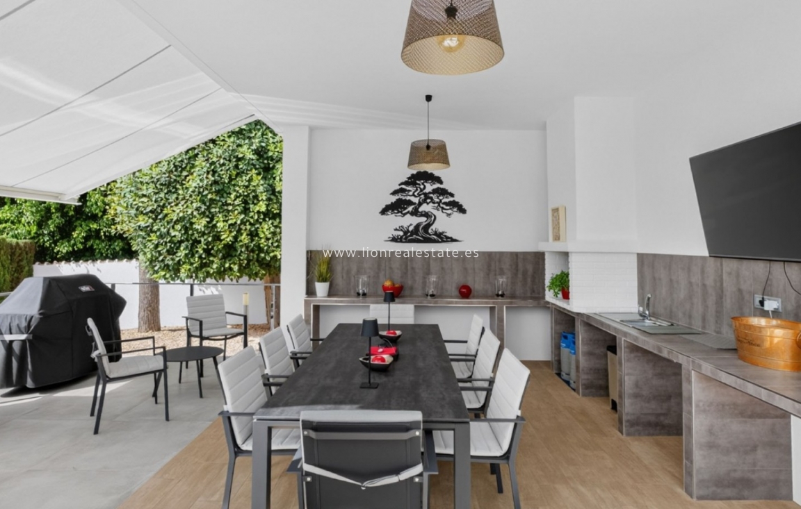 Перепродажа - Detached Villa - Pinar de Campoverde