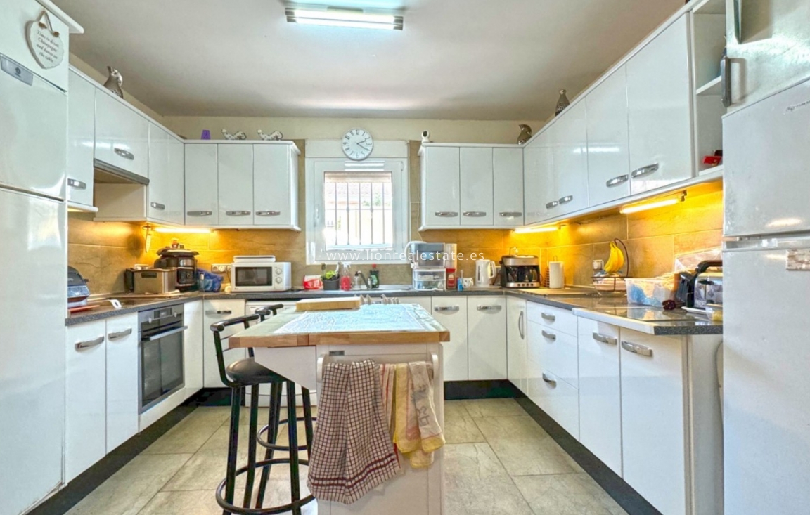 Перепродажа - Detached Villa - Torrevieja - Los Balcones - Los Altos del Edén