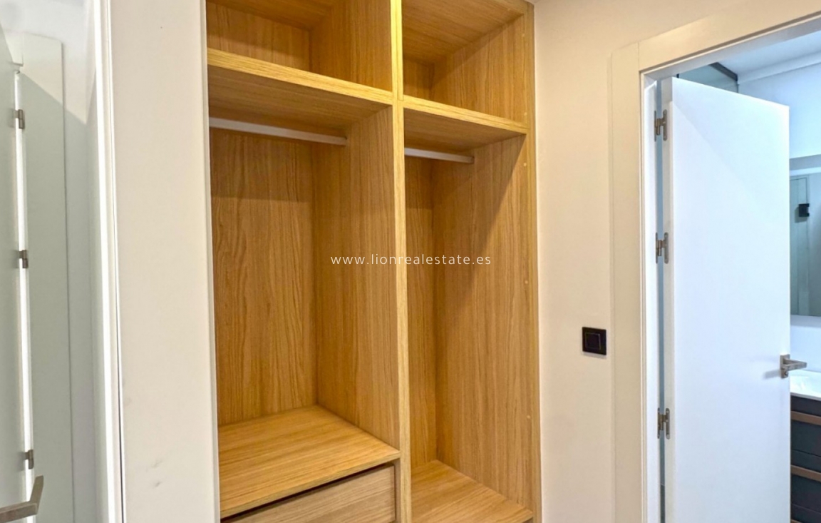 Перепродажа - Detached Villa - Torrevieja - Los Balcones - Los Altos del Edén