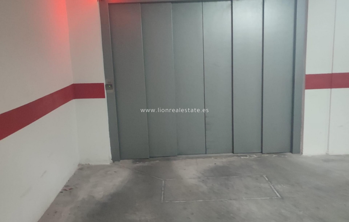 Перепродажа - Гараж - Torrevieja - Acequion