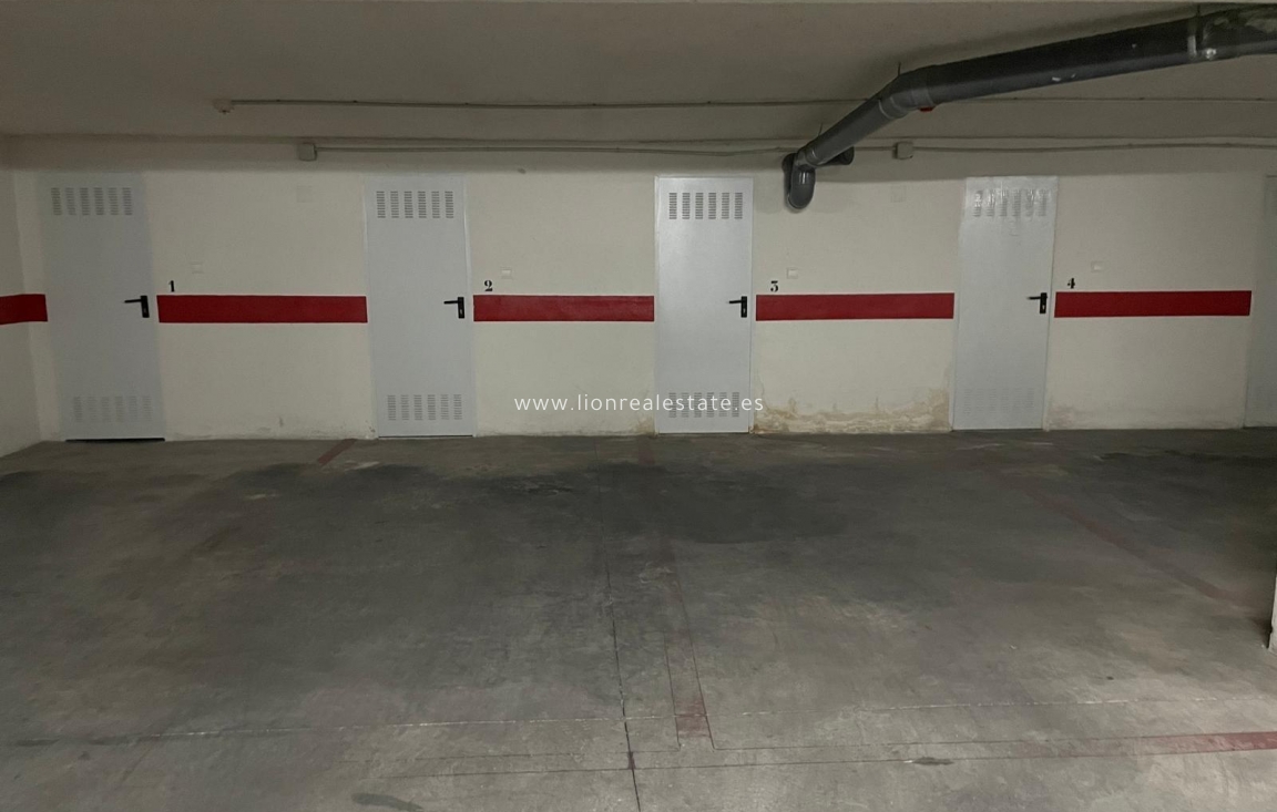 Перепродажа - Гараж - Torrevieja - Acequion