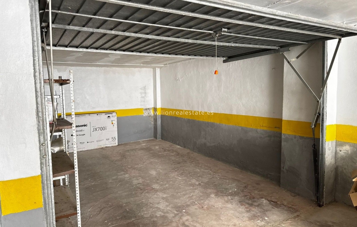 Перепродажа - Гараж - Torrevieja - Punta Prima