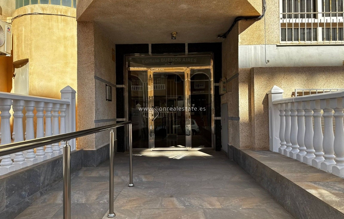 Перепродажа - Гараж - Torrevieja - Punta Prima