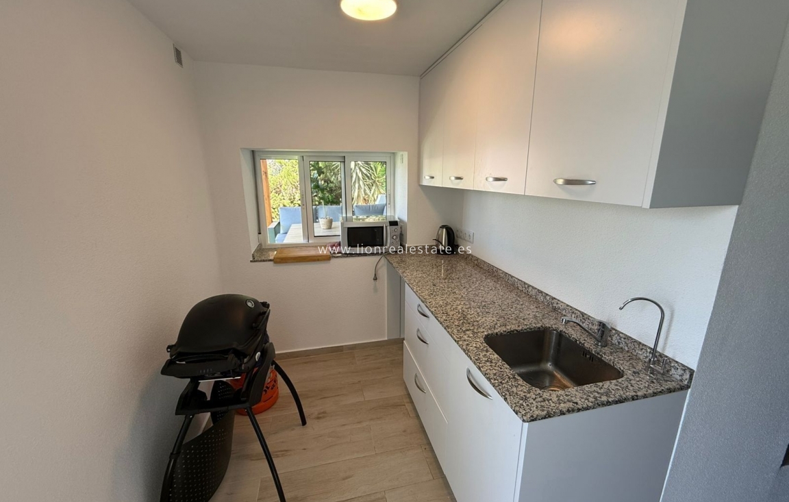 Перепродажа - house - Orihuela Costa - Villamartín-Las Filipinas