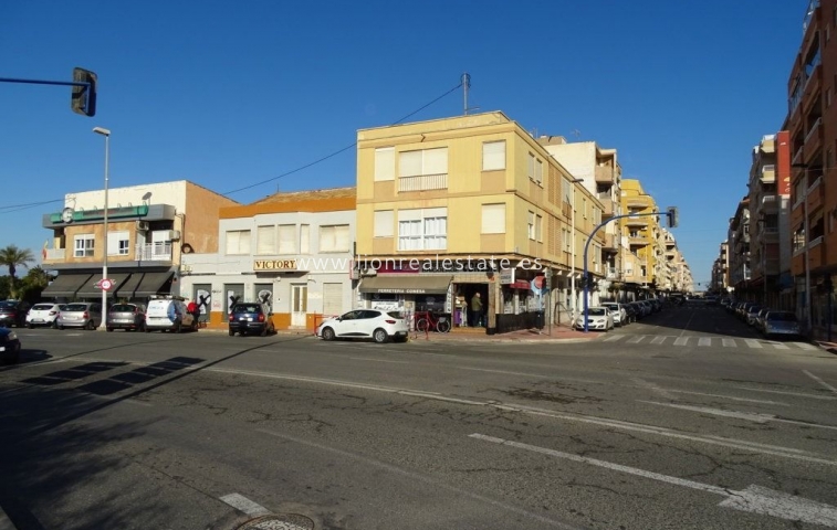 Перепродажа - house - Torrevieja - Acequion