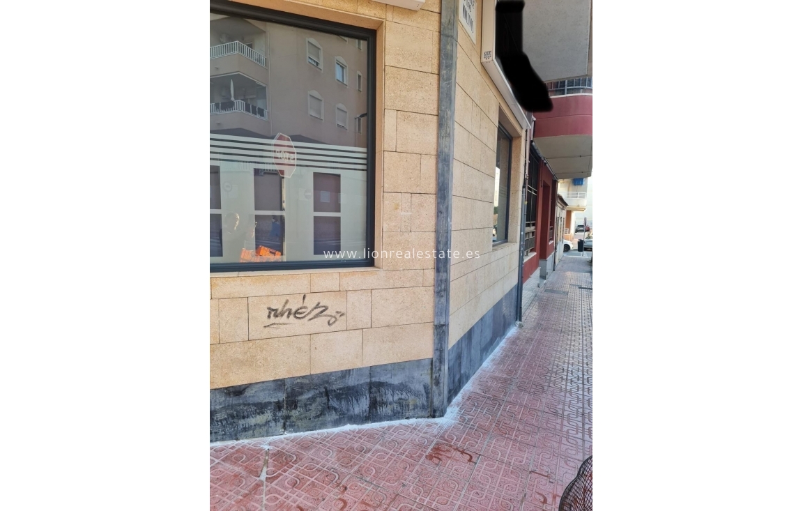 Перепродажа - house - Torrevieja - Centro