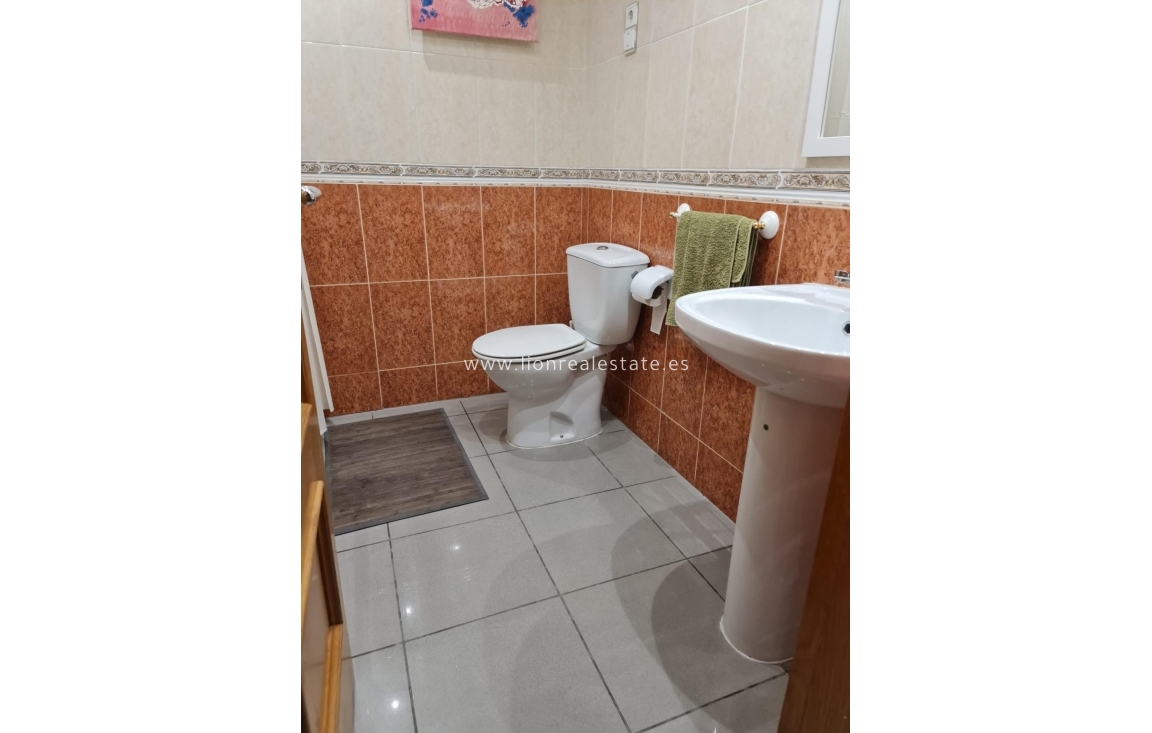 Перепродажа - house - Torrevieja - Centro