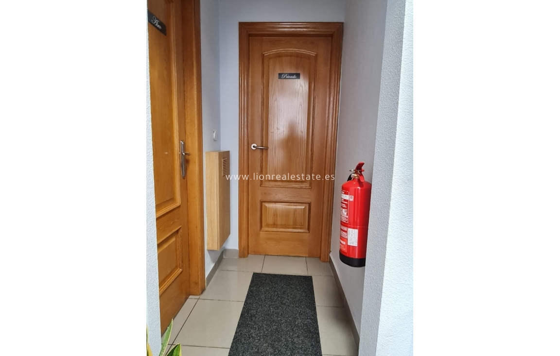 Перепродажа - house - Torrevieja - Centro
