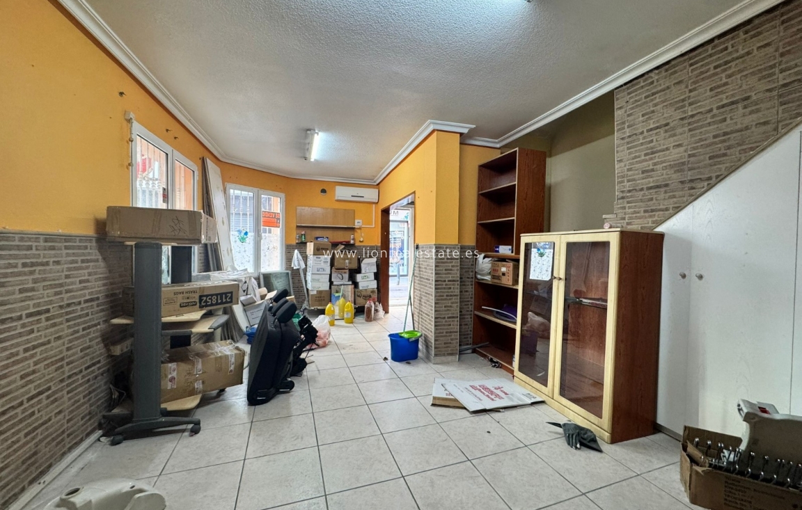 Перепродажа - house - Torrevieja - Centro