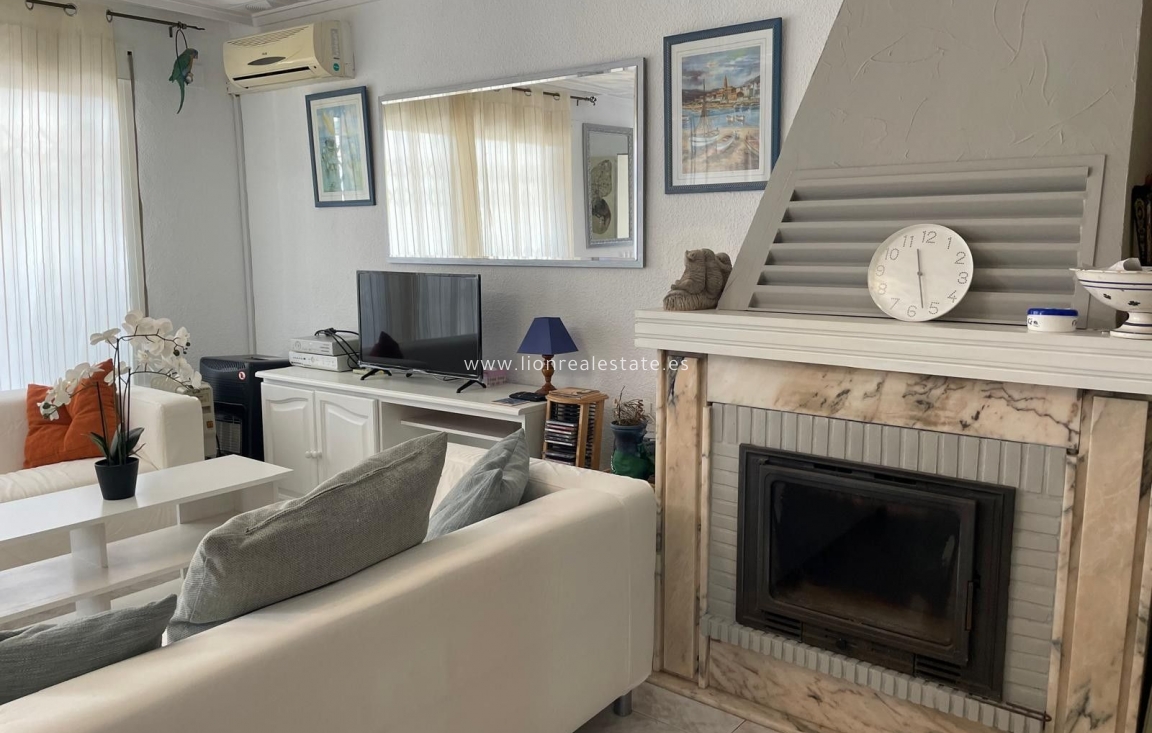 Перепродажа - house - Torrevieja - Punta Prima