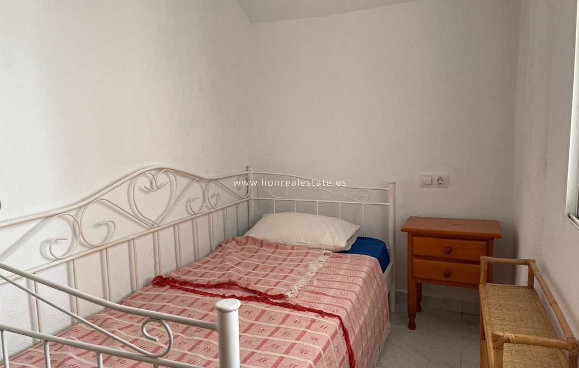 Перепродажа - house - Torrevieja - Punta Prima