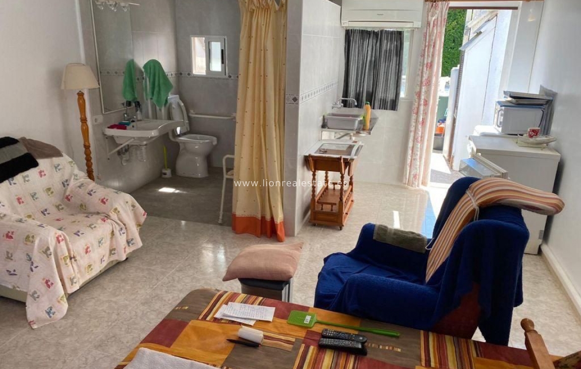 Перепродажа - house - Torrevieja - Punta Prima