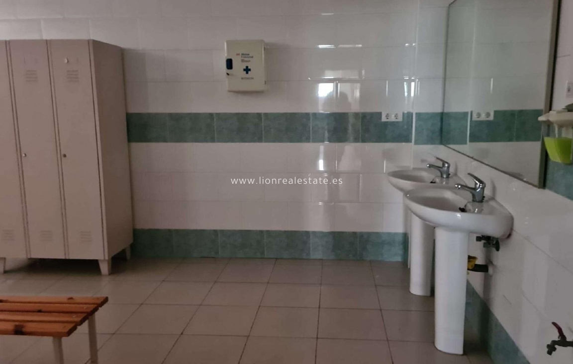 Перепродажа - Industrial unit - Torrevieja - Polígono Industrial Casa Grande