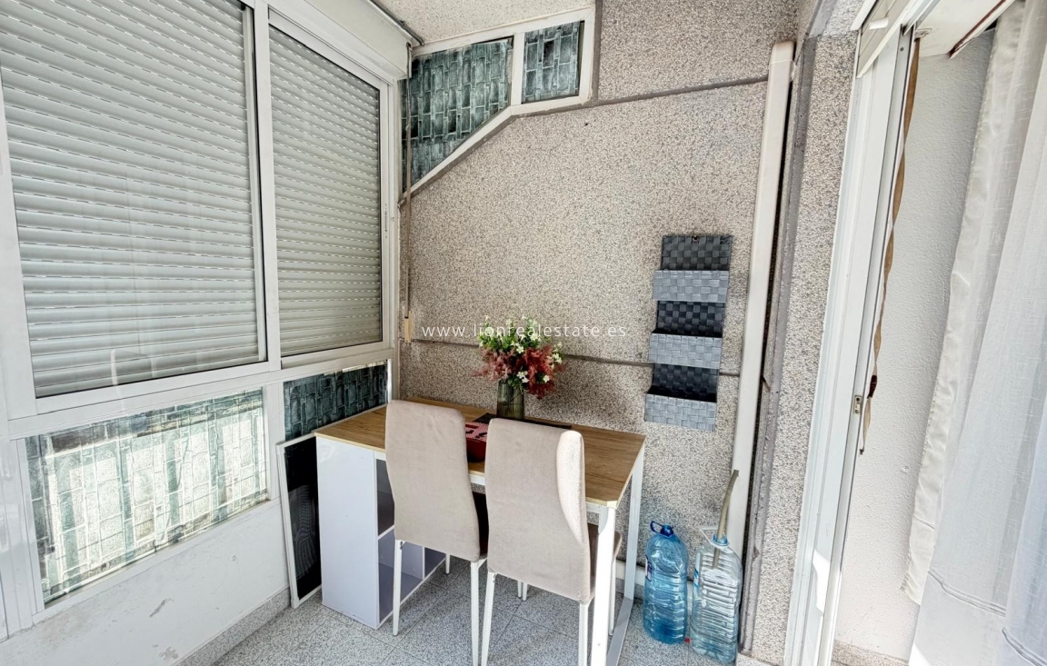Перепродажа - Изучение - Torrevieja - Centro