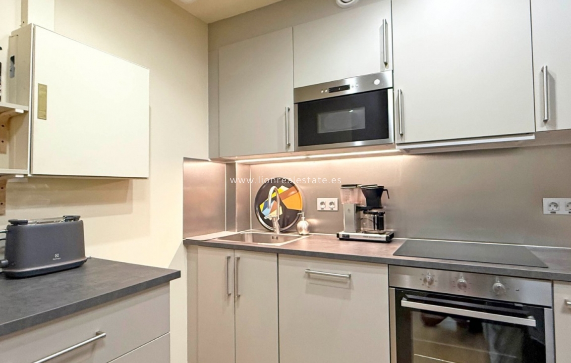 Перепродажа - Коммерческий - Torrevieja