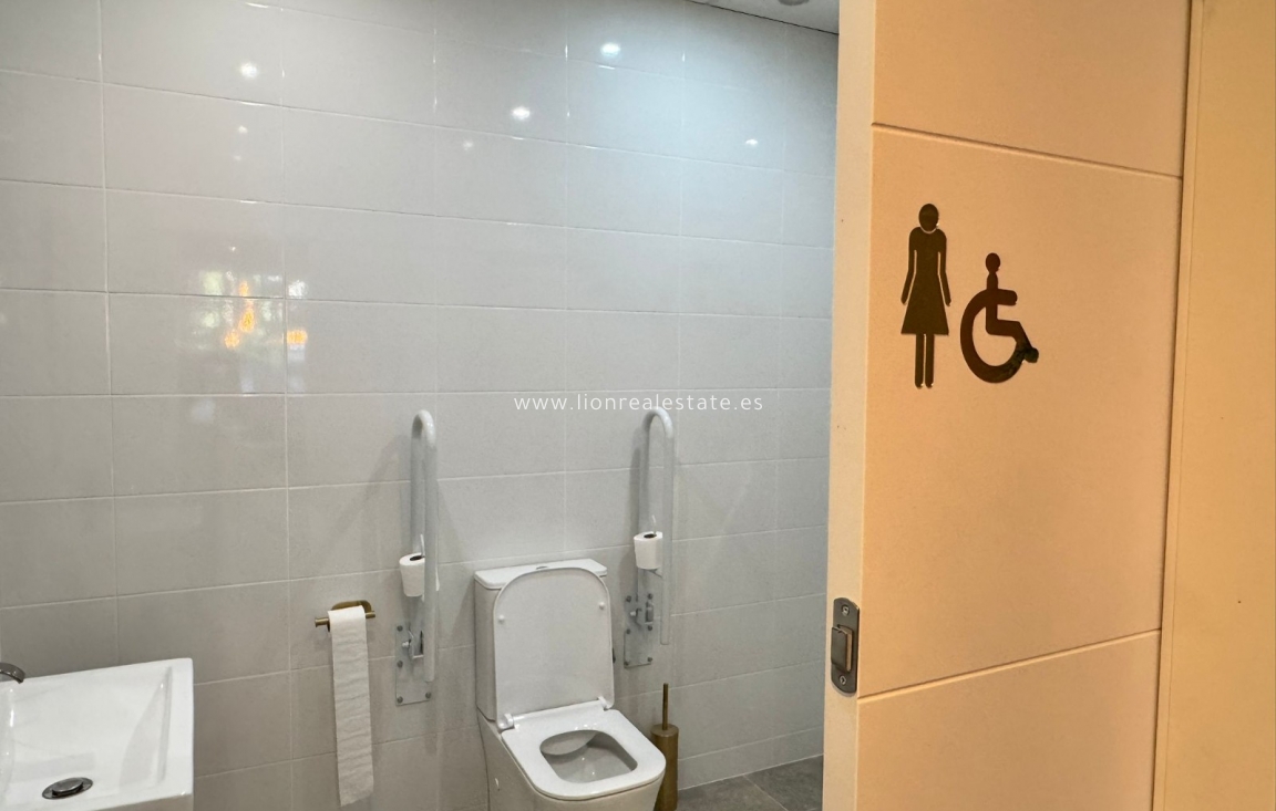 Перепродажа - Коммерческий - Villamartín - Los Dolses