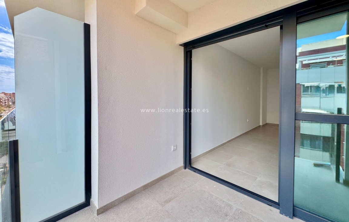 Перепродажа - Квартира / квартира - Alicante - La Florida
