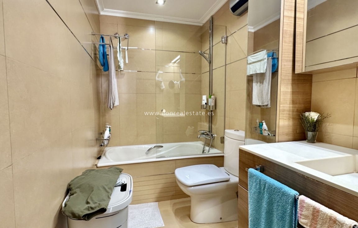 Перепродажа - Квартира / квартира - Guardamar del Segura - Beach Guardamar