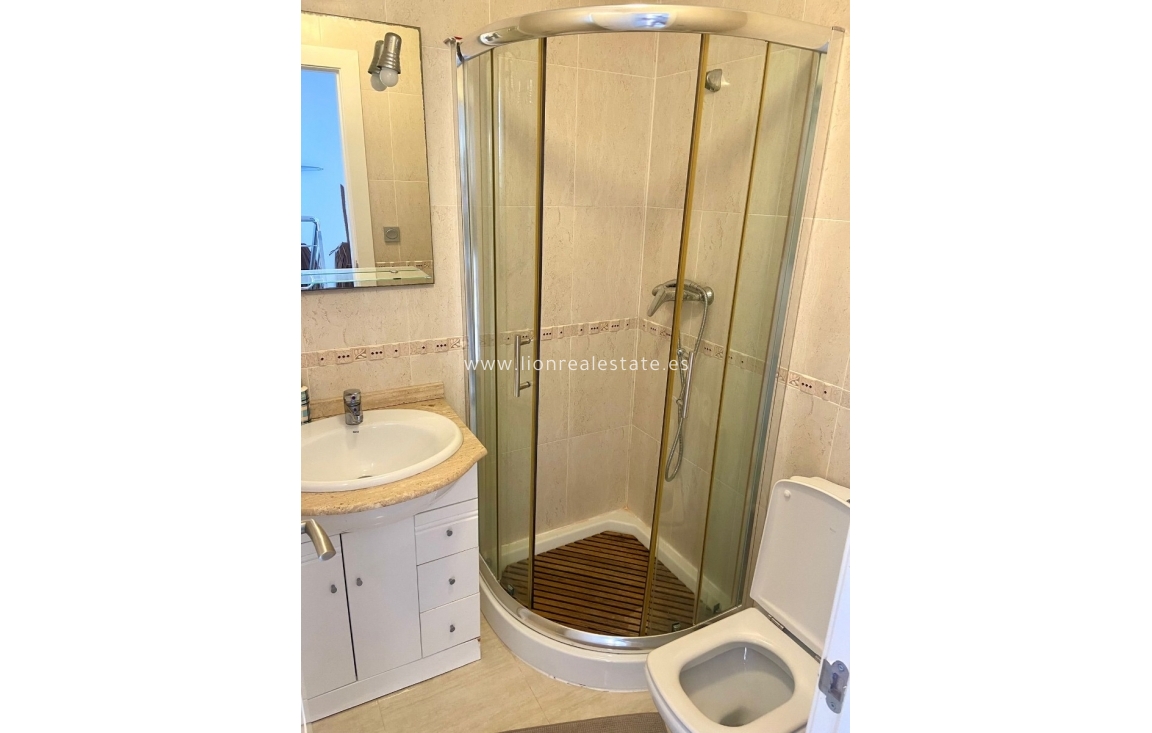 Перепродажа - Квартира / квартира - Guardamar del Segura - El Raso