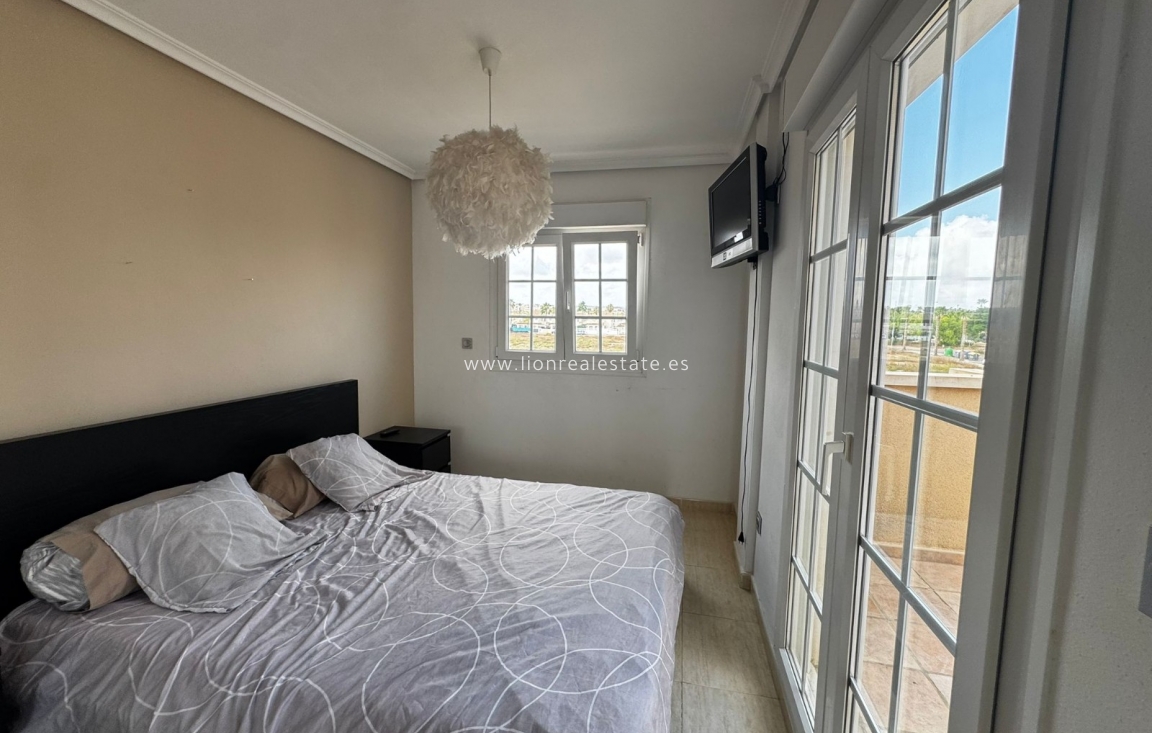 Перепродажа - Квартира / квартира - Guardamar del Segura - El Raso