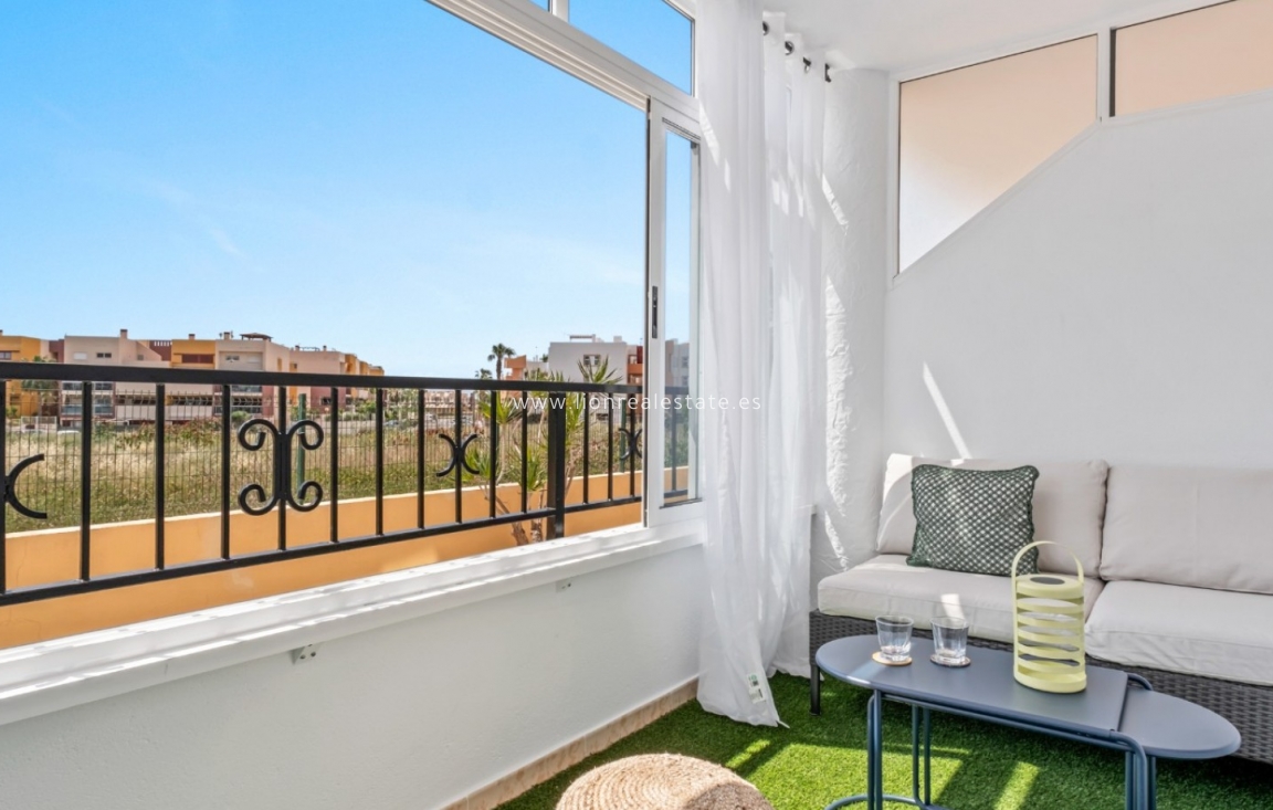 Перепродажа - Квартира / квартира - Orihuela Costa - La Florida