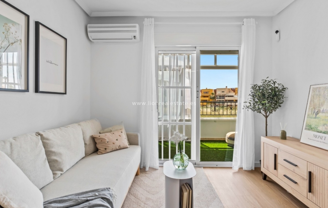 Перепродажа - Квартира / квартира - Orihuela Costa - La Florida
