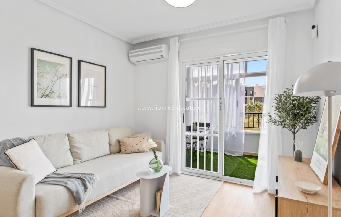 Перепродажа - Квартира / квартира - Orihuela Costa - La Florida