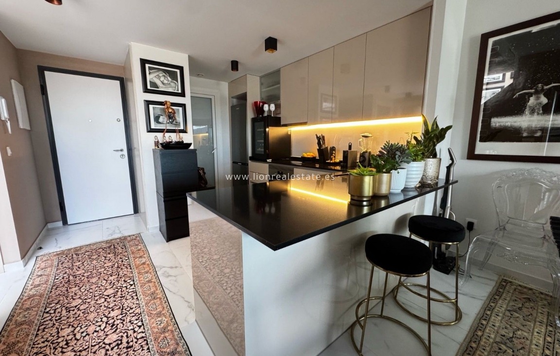 Перепродажа - Квартира / квартира - Orihuela Costa - La Zenia