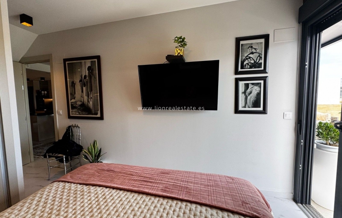 Перепродажа - Квартира / квартира - Orihuela Costa - La Zenia