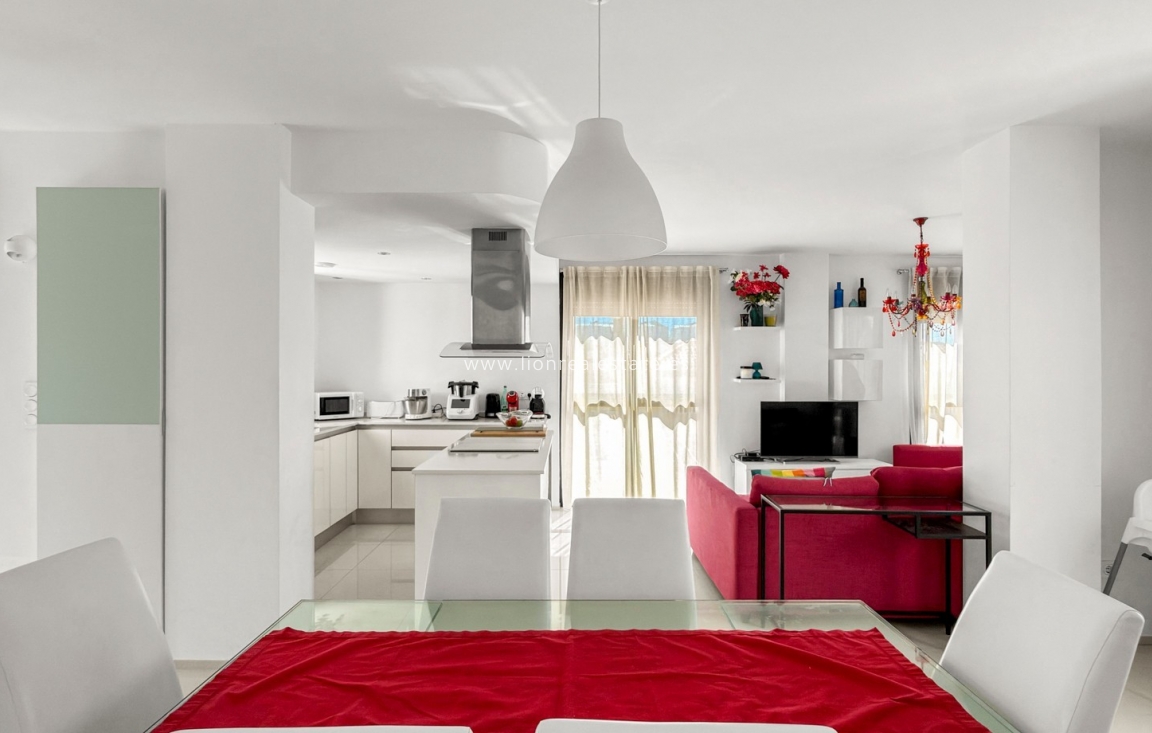 Перепродажа - Квартира / квартира - Orihuela Costa - La Zenia