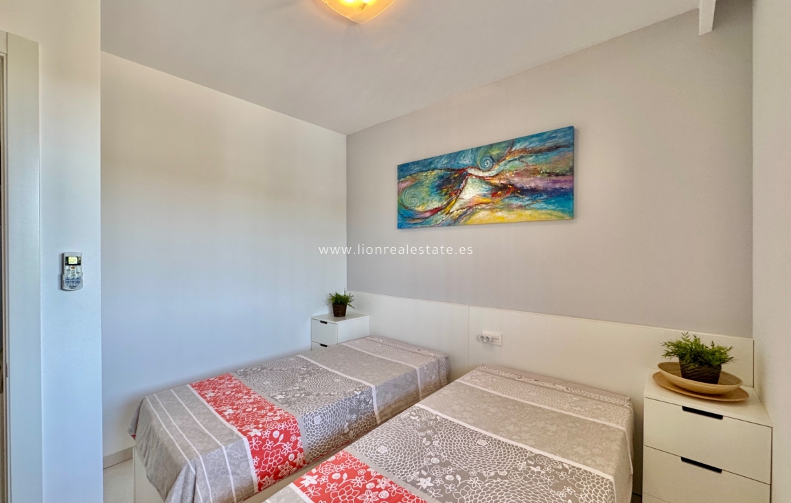 Перепродажа - Квартира / квартира - Orihuela Costa - La Zenia