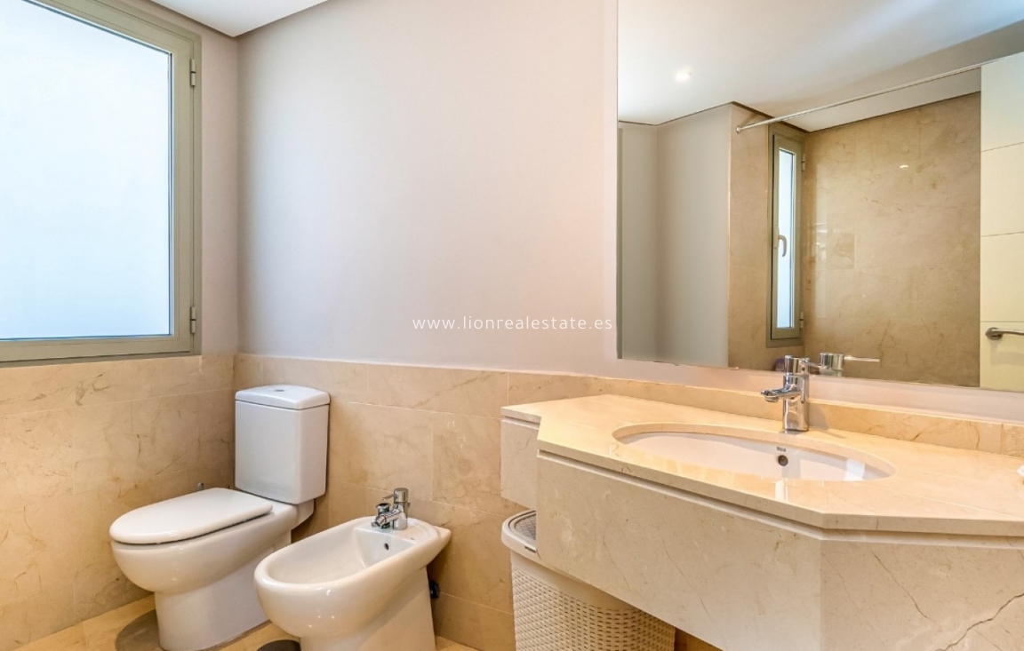 Перепродажа - Квартира / квартира - Orihuela Costa - Las Colinas Golf