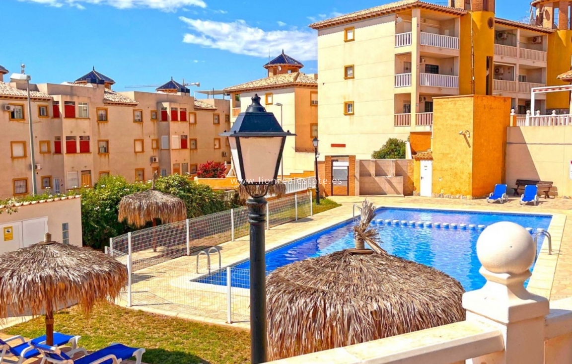 Перепродажа - Квартира / квартира - Orihuela Costa - Lomas de Cabo Roig