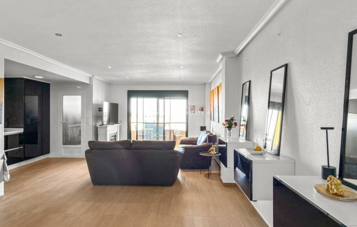 Перепродажа - Квартира / квартира - Orihuela Costa - Lomas de Campoamor