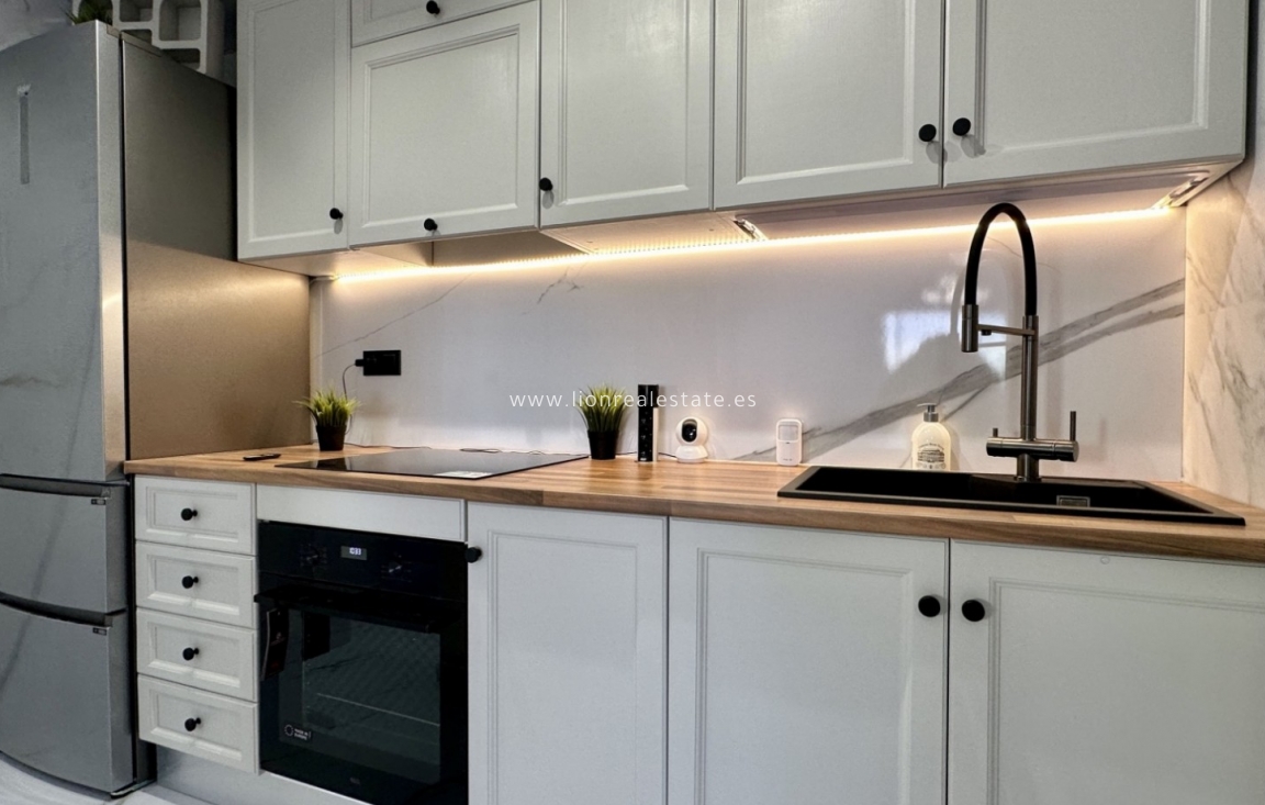 Перепродажа - Квартира / квартира - Orihuela Costa - Playa Flamenca