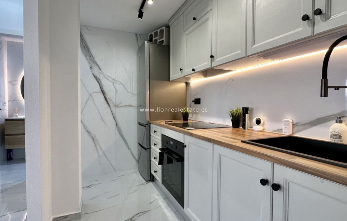 Перепродажа - Квартира / квартира - Orihuela Costa - Playa Flamenca