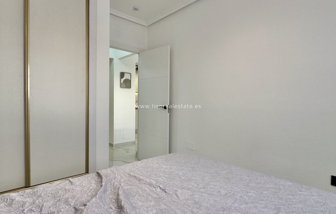 Перепродажа - Квартира / квартира - Orihuela Costa - Playa Flamenca